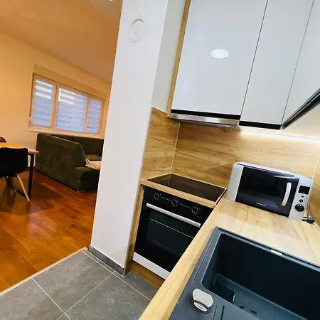 Gina-centar Appartement *