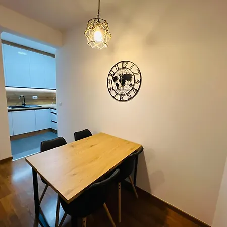 Apartment Gina-centar *