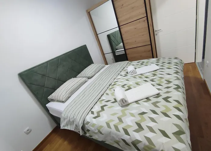 Apartament Gina-centar